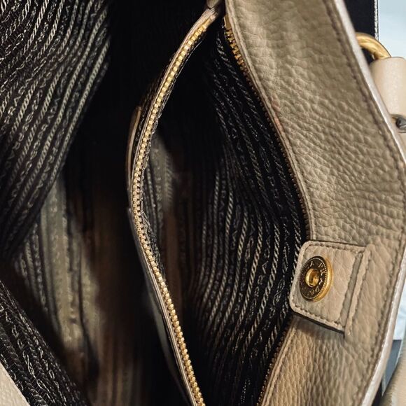 Prada Purse  - Picture 4 of 12